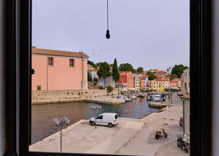 Antonella Veli Lošinj